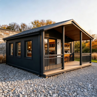 Maison conteneur personnalisée isolée avec terrasse couverte pour café de parc