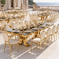 Table de banquet ronde moderne haut de gamme avec plateau en verre trempé et base en acier inoxydable argenté pour la location d'événements hôteliers et extérieurs