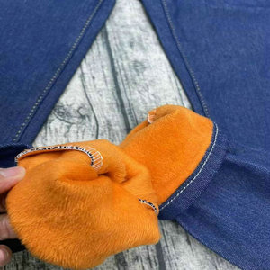 Modello FYK016 da 2,95 Dollari, Taglie S-XL, Nuovi <span class=keywords><strong>Jeans</strong></span> Invernali da <span class=keywords><strong>Donna</strong></span> Stile Matita in Denim Blu, Nero e <span class=keywords><strong>Grigio</strong></span> con Interno in Pelliccia - Product Image 3