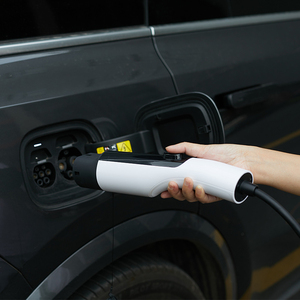 เครื่องชาร์จรถยนต์ไฟฟ้าแบบพกพา 7kw 32a Type 2 สำหรับรถยนต์ BYD MG สภาพใหม่ พร้อมคอนโทรลเลอร์ - Product Image 6