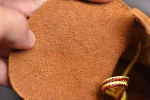 Nouvelles bottes Martin au design moderne pour hommes, bottes classiques en cuir nubuck rhubarbe, bottes de haute qualité pour femmes - Product Image 3