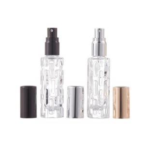 Flacon de parfum en verre à motif d'<span class=keywords><strong>arbre</strong></span> cosmétique, 10 ml, forme cylindrique, brume fine hydratante, fond épais, vaporisateur à pression, écran, 100 pièces - Product Image 3