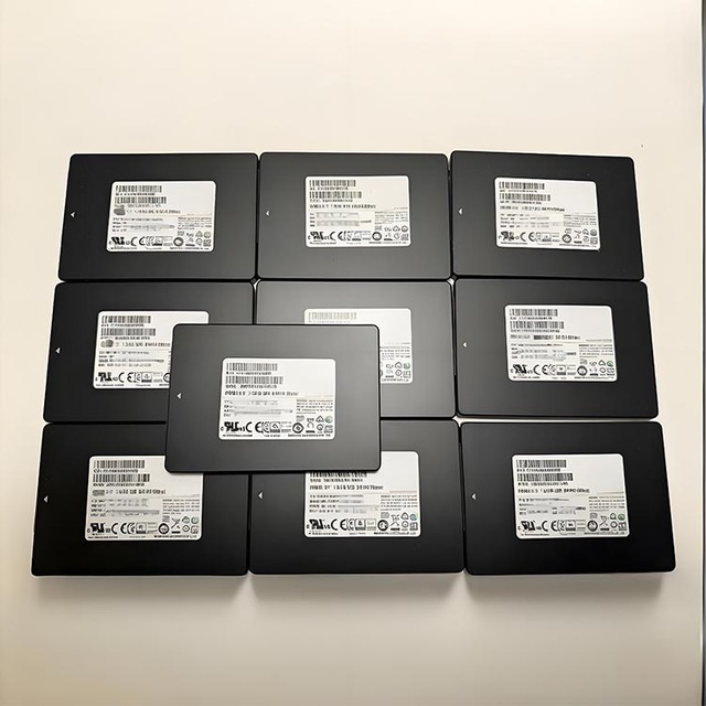 Original High Performance Enterprise MZ7L3480HCHQ-00A07 480Gb Internal SATA 6Gb/s SSD 2.5 Inch Read 550MB/s Write 550MB/s SSD
