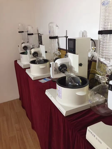 2L/3L/5L Lab Full Set Water Bath Rotary Evaporator with Optional Chiller and <b>Vacuum</b> <b>Pump</b> and <b>Vacuum</b> Controller - Product Image 3