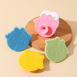 Cepillo de champú de <span class=keywords><strong>costra</strong></span> de <span class=keywords><strong>cabeza</strong></span> infantil de silicona 100%, cepillo de ducha de baño suave para bebé, cepillo de pelo ecológico con boquilla de succión - Product Image 5