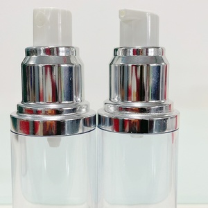 Flacon en plastique argenté de 15 ml, 20 ml, 30 ml avec pompe sans air pour lotion et fond de teint - Product Image 4