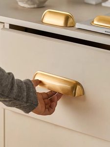 热销实心黄铜金色橱柜拉手 半月形贝壳拉手 适用于厨房橱柜 - Product Image 1
