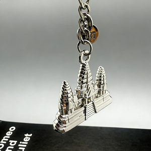 커스텀 빈티지 캄보디아 관광 기념품 열쇠고리 3D 건물 아연 합금 타워 성 모양 관광 기념품 키체인 금속 - Product Image 4