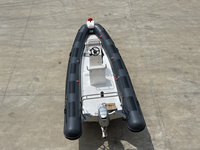 Certifié CE OEM ODM 5.8m Ponton gonflable à commande frontale Petit bateau de pêche de loisirs Bateau RIB avec moteur hors-bord