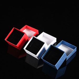 Grid Texture Diamond Pattern Waterproof Cardboard Ring Necklace Pendant Eco Jewelry Packaging Box White - Product Image 2