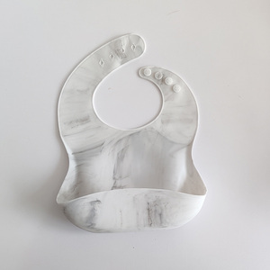 Bavoir Bébé Polyvalent en Silicone, Motif Moucheté, 17 Couleurs, Imperméable, Ajustable, Idéal pour l'Alimentation et la Dentition - Product Image 3