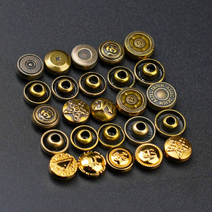 Jinyi nút nhà máy khắc Emboss biểu tượng tùy chỉnh Mô Hình Báo Chí Stud nút kim loại kẽm hợp kim denim jeans nút và đinh tán - Product Image 6