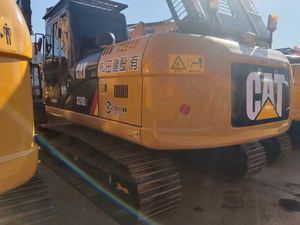 รถขุดโคมัตสึมือสองจากญี่ปุ่น รุ่น Cat320d Cat320gc ปี 2022 น้ำหนัก 12 ตัน เครื่องยนต์ดีเซล ความจุบุ้งกี๋ 1 ลูกบาศก์เมตร สำหรับงานก่อสร้าง - Product Image 2