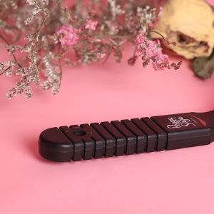 Cepillo para uñas de plástico negro multifuncional para limpieza de uñas y manos - Product Image 3