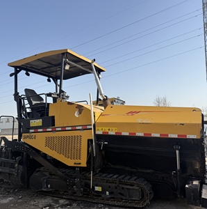 آلة رصف الطرق SAP60C-6 عالية القدرة من كامنز لعام 2021، آلة رصف الأسفلت والخرسانة بعرض 6 أمتار مع ملحقات رصف الأسمنت المستعملة - Product Image 4