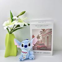 Peluche mignonne cousue de 14 cm/6 pouces avec un visage souriant, mini peluche Lilo Stitch, porte-clés, breloque pour sac, cadeau de vacances pour enfants