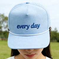 Casquette Snapback Personnalisable Respirante à 5 Panneaux, Nouveau Design avec Trous Perforés, Style Décontracté Pêche et Urbain – Offre Spéciale