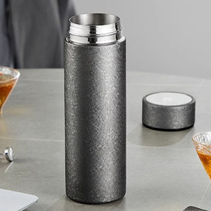 Smart Insulated Water Bottle With Temperature Display 500Ml Office Use Portable Titanium Liner Gift Cup - Product Image 3