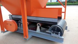 Yüksek kaliteli elektrikli beton harmanlama santrali 3 hazne toplama sistemi yeni kullanılan vidalı konveyör pompa Motor yapımı - Product Image 4