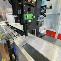 Pusat Pemesinan CNC Profil Aluminium dengan Mesin & Bantalan Efisiensi Tinggi, Kekakuan Tinggi, Gantry Kolom Bergerak Empat Sumbu