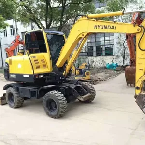 Used Hyundai 6 Ton Wheel Excavator Hyundai 60w-7 Mini Excavator Earth Moving With Good Condition