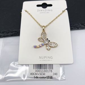 Collier pour femme XUPING Jewelry <span class=keywords><strong>Jingjing</strong></span> plaqué or 14 carats avec pendentif nœud papillon, libellule et zircon cubique synthétique - Product Image 3