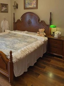 Vintage American-style Oak Solid Wood <b>Bed</b> Carving Simple <b>Black</b> Retro French Minimalist Light Luxury Design Upholstered <b>Bed</b> - Product Image 1