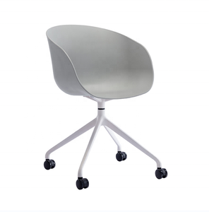 Sillón Giratorio <span class=keywords><strong>con</strong></span> <span class=keywords><strong>Ruedas</strong></span> de Plástico Blanco Nórdico para Sala de Estar u Oficina, Diseño Moderno para Exteriores - Product Image 4