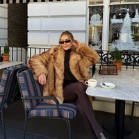 Veste Courte en Fausse Fourrure pour Femmes Grande Taille, Chaude pour l'Automne et l'Hiver, avec Col Revers, Vente en Gros