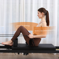 Cama de Pilates Reformer Plegable con Soporte Ajustable, Estructura de Hierro, Resistencia de Muelles Múltiples y Plataforma Deslizante Silenciosa