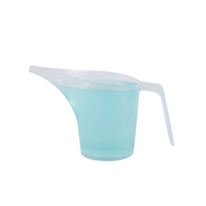 Taza medidora de plástico de 1000 ml con escala graduada y boquilla larga para hornear y jardinería - Product Image 4