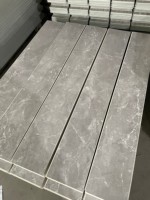 Plancher en PVC stratifié imprimé imitation marbre SPC pour chambre, bureau, cuisine, hôtel avec installation par clipsage