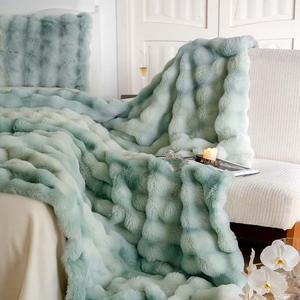 Sofá cama cálido de piel sintética de lujo, cómoda manta de poliéster de 100*160Cm para invierno - Product Image 5