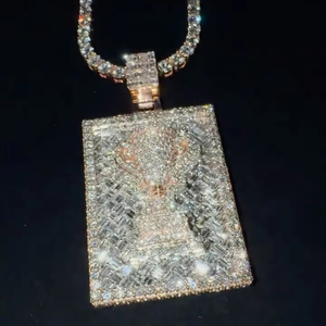 Colgante de Moissanita Personalizado con Certificado de Autenticidad LusterCustom, Nombre Personalizado, <span class=keywords><strong>Plata</strong></span> 925, Totalmente Engastado con Circonitas, Estilo Hip Hop - Product Image 1