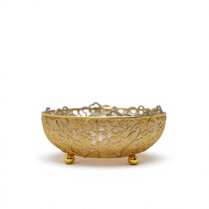 Bol en métal sculpté doré glamour, fait main, décoratif, pour cadeaux de mariage - Product Image 6