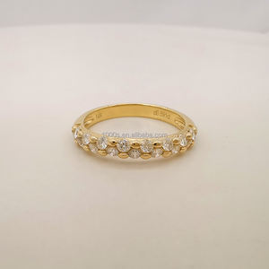 Anello di Lusso in Oro 14k con Diamante Sintetico Nuovi Arrivi Anello in Oro Vero per Donne e Uomini Gioielleria Fine Personalizzabile in Oro Massiccio - Product Image 4