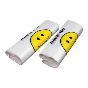 Sacs en plastique en stock, écologiques, transparents, pour supermarchés, sacs de courses, sacs en plastique pour t-shirts, rouleaux - Product Image 1