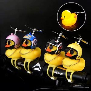 Campana para Bicicleta Eléctrica Tiktok Little Yellow con Diseño de Pato Turbo, Casco, Bocina y Luz - Product Image 1