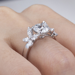 Anillo de diamantes cultivados en laboratorio de oro blanco de 18 quilates Messi Jewelry MSR-2022 para mujer - Product Image 5