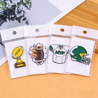 Pins en émail sportifs à faible MOQ, pins de revers baseball et rugby, badges rétro athlètes et trophées, pins décoratifs pour casquettes et sacs à dos