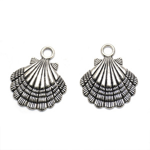 Antique Silver Seashell Pendant Alloy Irregular Shape For Necklace Making DIY Jewelry Component - Product Image 1