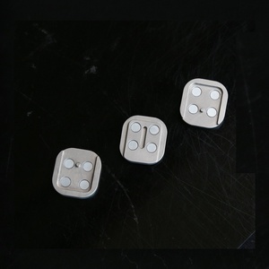 Mini Spinner Anti-Stress en Acier Inoxydable à Trois Couches avec Structure Magnétique à Poussée Directe, Outil EDC pour Étudiants, Adultes et Papa Coin - Product Image 3