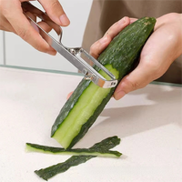 Éplucheur à pommes de terre en acier inoxydable avec poignée en boucle métallique, options de lames doubles, outil de cuisine manuel pour éplucher les fruits et légumes