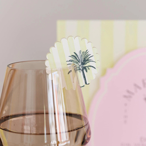 Porte-boissons en acrylique à bords festonnés |   Clip de boisson pour hashtag de mariage - Décoration suspendue circulaire - Product Image 2