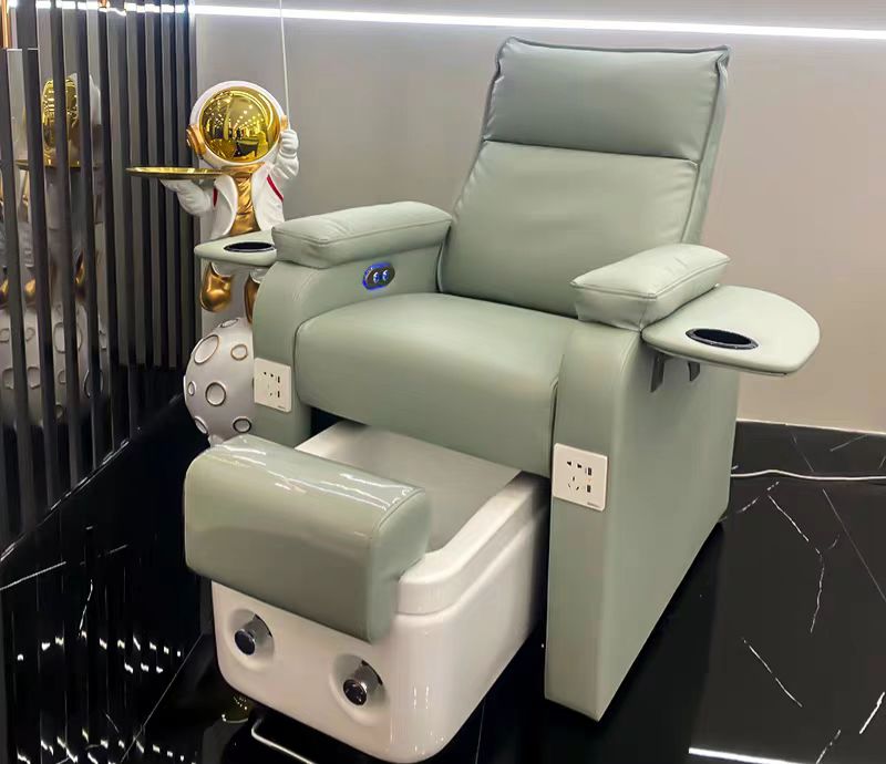 สีเขียว