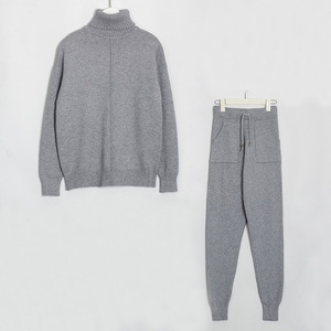 Ensemble de vêtements pour femmes K746, pull à col roulé à manches longues en tricot + pantalon long avec poches, ensemble 2 pièces, costume d'hiver - Product Image 4