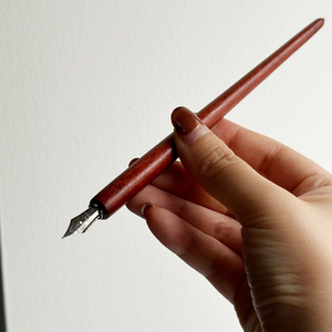 Caneta de tinta de caligrafia de madeira natural - Product Image 6