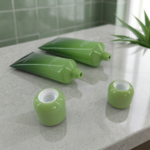 Tube cosmétique élégant en plastique vert 30ml 50ml 100ml avec bouchon à vis, surface brillante, impression offset, matériau PP - Product Image 6