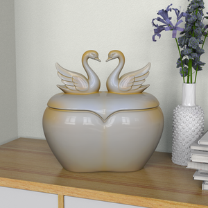 تمثال سيراميك فاخر على شكل قلب بطائرين (بجعتين) للبيع بالجملة، قابل للتخصيص، تحفة فنية سيراميكية راقية للسوق الأوروبية والأمريكية - Product Image 4