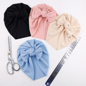 Liquidation vente bébé nouvelles couleurs côtelé Turban couleur unie Super doux bébé Turbans automne hiver grand arc bébé cheveux accessoires - Product Image 6
